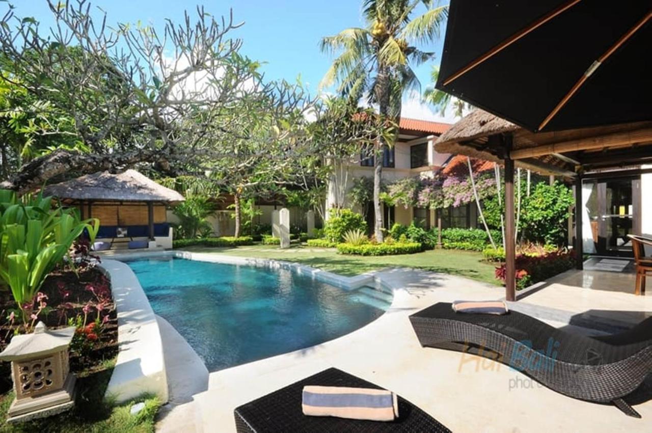 Villa Seminyak William ภายนอก รูปภาพ